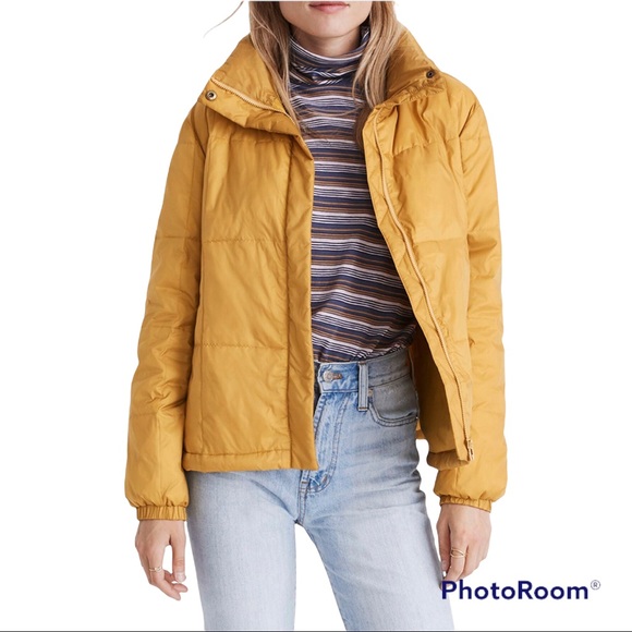 Travel Buddy Packable Puffer Jacket 